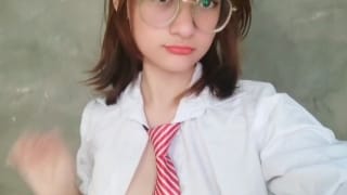 Bokep sma abg tobrut pamer pentil coklat masih pake seragam