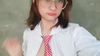 Bokep sma abg tobrut pamer pentil coklat masih pake seragam