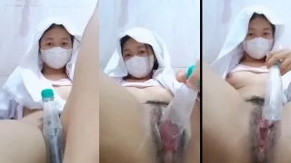 Bokep SMP jilbab colmek masih bocil mekinya udah muat pake botol