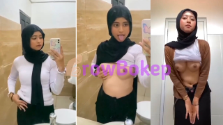 Bokep SMP Jilbab Sange Pamer TT Pulen